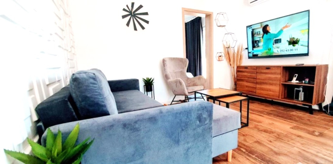 Bungalov, 4i, s krásnou a priestrannou záhradou, ostrov Vir.