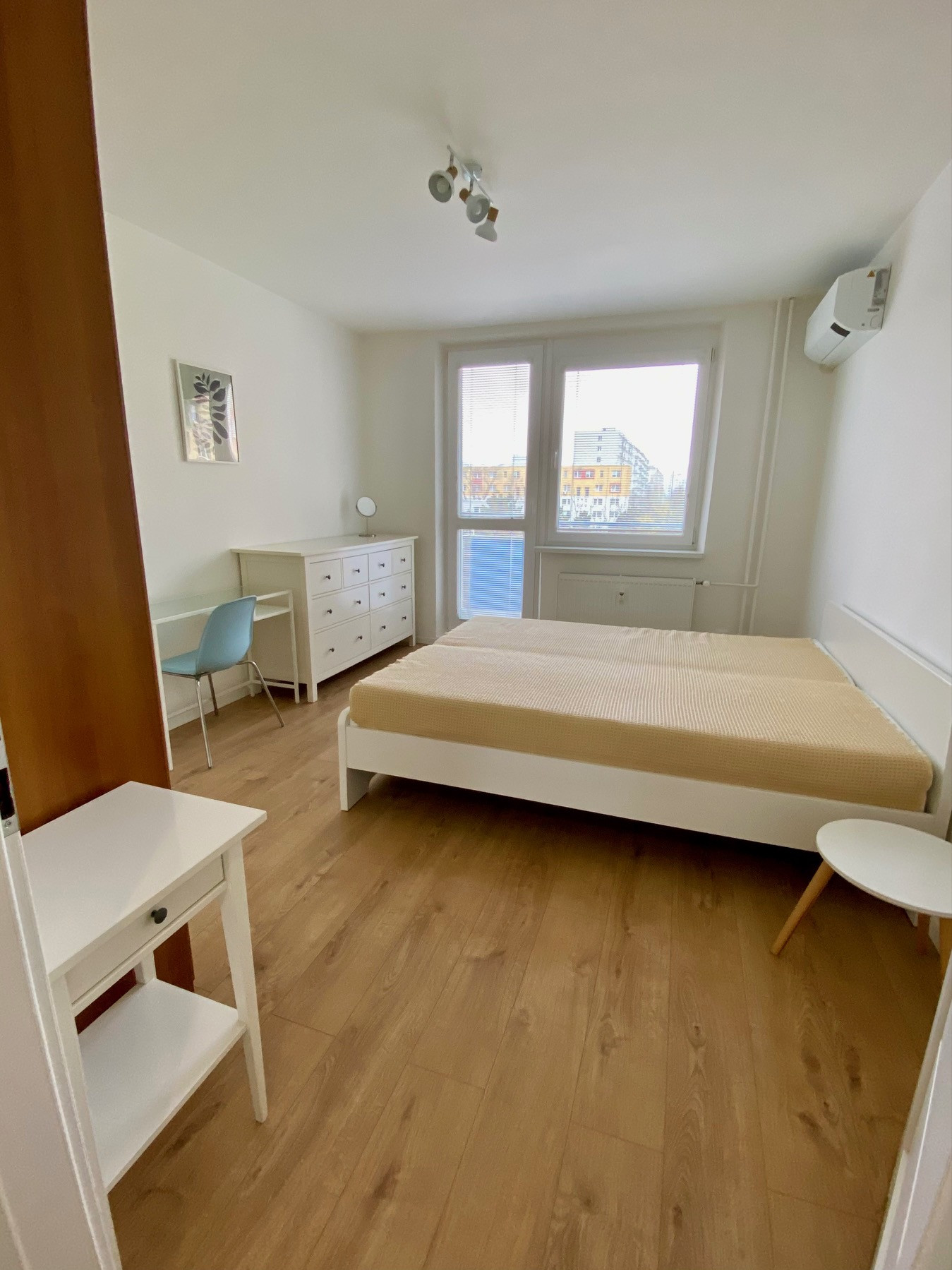 PRENÁJOM - 2i, 60,44 m2, s balkónom, Rezedová ul., Ružinov BA