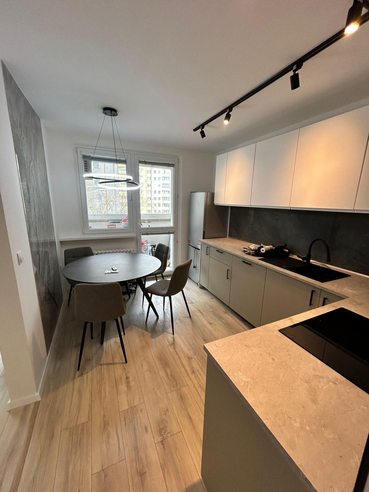 PRENÁJOM 3i, 70 m2 byt s balkónom, Bajzova ul., Ružinov.