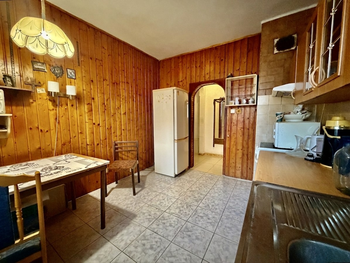 Nadštandardný 2i tehlový byt (69 m²) na rekonštrukciu