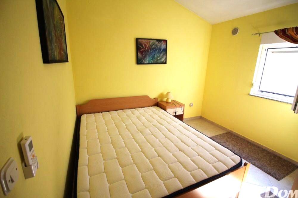 Bungalov, 5i, 94 m2, len 40 m od mora, ostrov Vir.