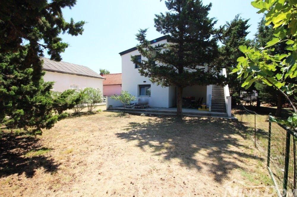 Samostane stojaci RD, 5i, 109 m2,  400 m od mora, ostrov Vir.