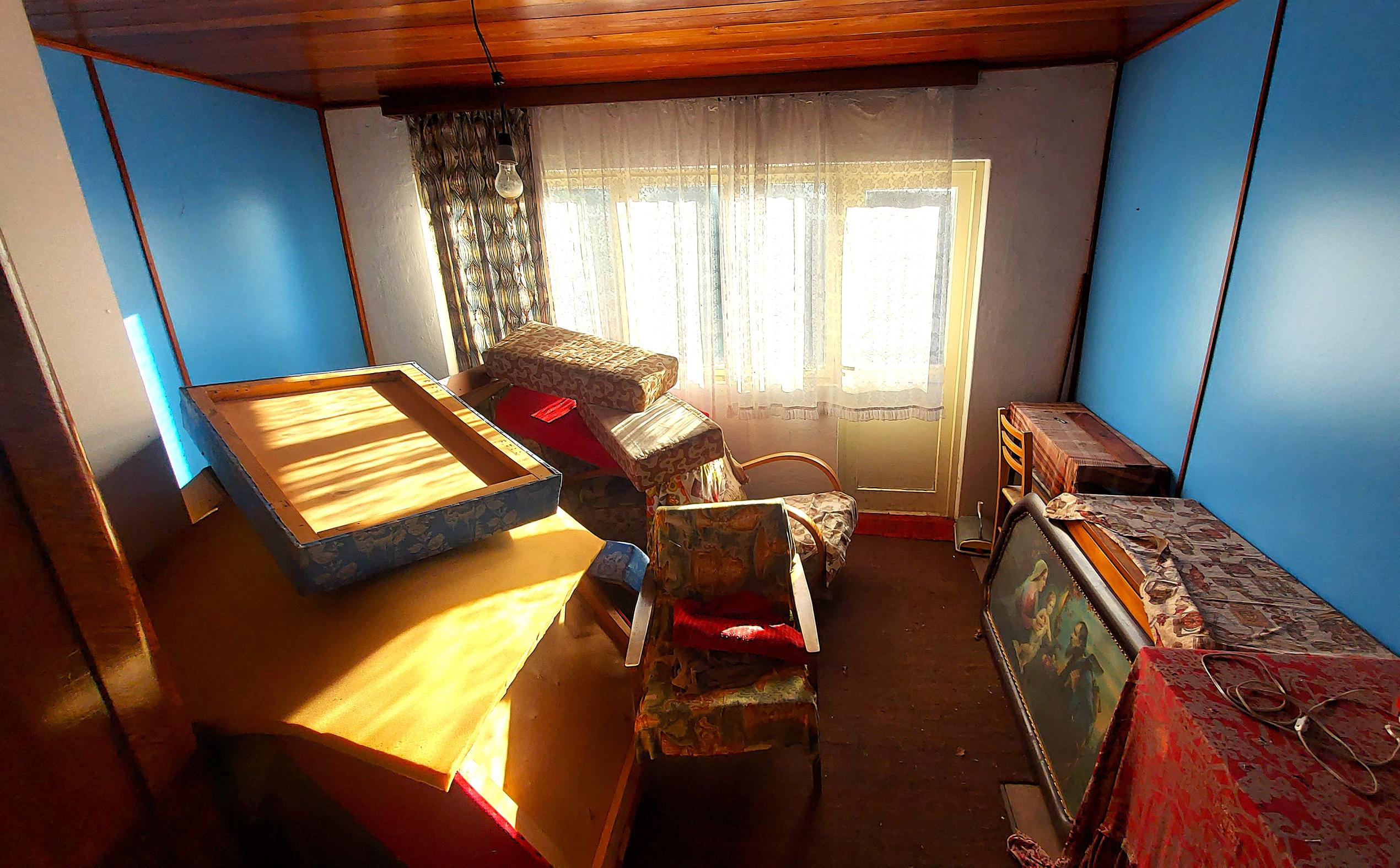 EXKLUZÍVNE, PREDAJ - 6i RD, UP 200 m2, pozemok 1742 m2, Banská Štiavnica.