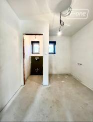 4-izbový rodinný dom s garážou a krásnym výhľadom na Zobor