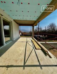 4-izbový rodinný dom s garážou a krásnym výhľadom na Zobor