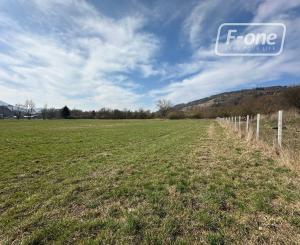 Predaj | Slnečný pozemok v Povine – ideálny na záhradu alebo ako investícia