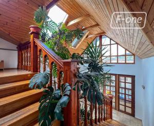 Investičná nehnuteľnosť | Penzión s kompletným zázemím a parkovaním v centre KNM