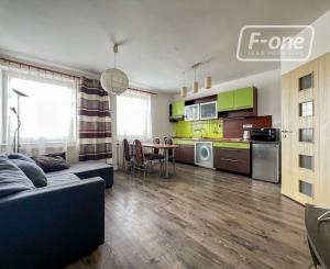 Investičná nehnuteľnosť | Penzión s kompletným zázemím a parkovaním v centre KNM