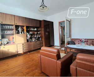 Dvojgeneračná stavba v malebnej obci Trstín