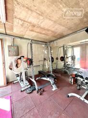 Predaj | Exkluzívny bungalov s fitkom a bazénom