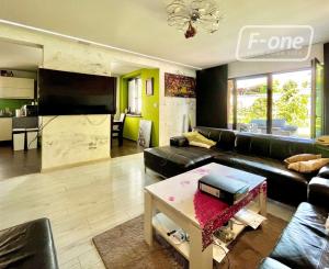 Predaj | Exkluzívny bungalov s fitkom a bazénom