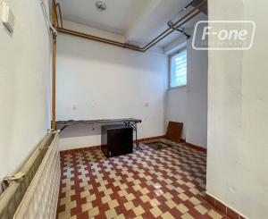 Prenájom | Polyfunčkný objekt 510 m² so skladom, Lietavská Lúčka