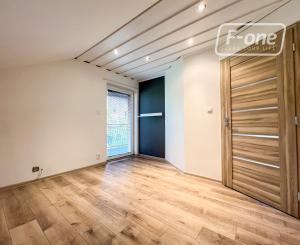 Predaj | Rodinný dom s terasou a záhradou, Čierne