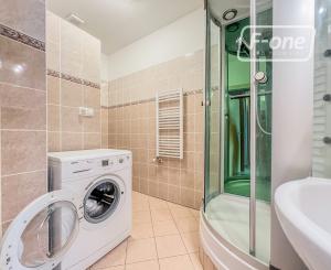 Prenájom | 2-izbový byt s vysokými stropmi a balkónom, Čadca