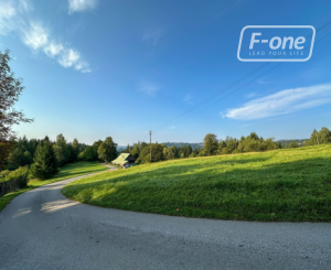 Predaj | Rovinatý pozemok v tichej lokalite, Staškov