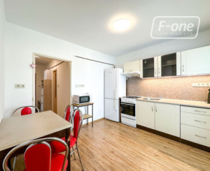 Prenájom | 2-izbový byt po rekonštrukcii s balkónom, Martin - Priekopa