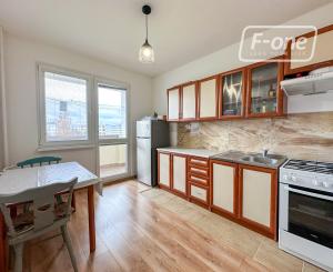 Prenájom | Priestranný 3-izbový byt, Žilina - Solinky, Gaštanová ulica