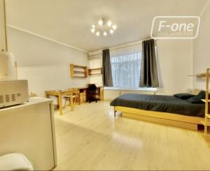 Garsónka s výhľadom na Draždiak – Antolská 4