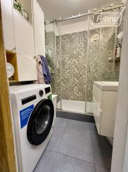 Prenájom 3 izbový byt - Bratislava - Petržalka, Hálova