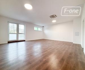 Prenájom | Obchodné priestory 40 m², Vlčince