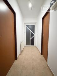 Prenájom | 2-izbovy byt s parkovaním, KNM