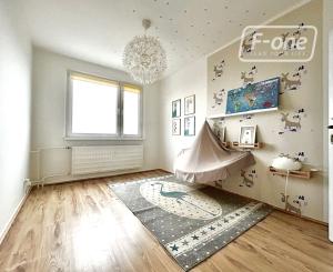 Prenájom | prerobený 3-izbový byt na sídlisku Rozkvet