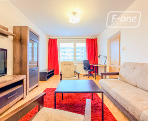 Predaj | Priestranný 2-izbový byt s parketami, Hlinská