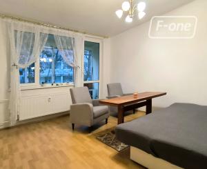 Prenájom 1-izbový byt - Bratislava - Rača, Novohorská