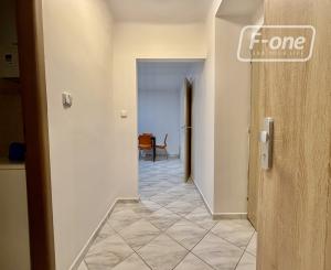 Prenájom 2 izbový byt po rekonštrukcii - Bratislava