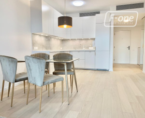 Prémiový 2-izbový byt Sky Park s výhľadom