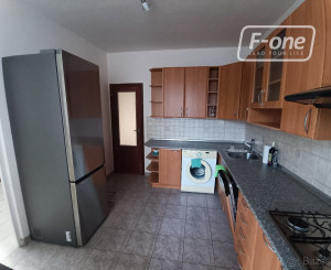 PRENÁJOM 3i, 77 m2 byt s logiou, Líščie Nivy, Ružinov.