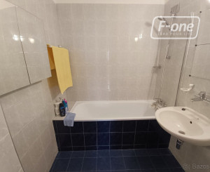 PRENÁJOM 3i, 77 m2 byt s logiou, Líščie Nivy, Ružinov.