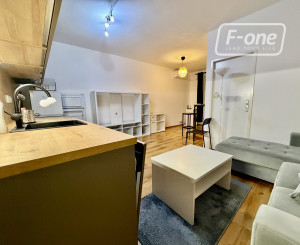 Prenájom 2 izbový byt s veľkým balkónom – Karlova Ves