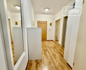 Prenájom 2 izbový byt s veľkým balkónom – Karlova Ves