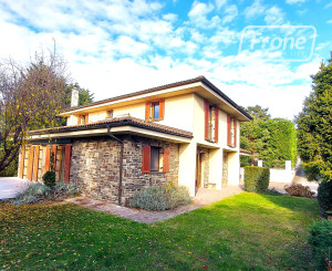 5i RD, UP 222 m2, pozemok 700 m2, Karpatská ul., Stupava.