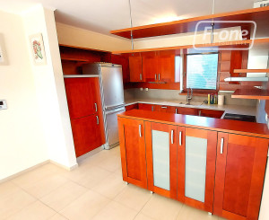 5i RD, UP 222 m2, pozemok 700 m2, Karpatská ul., Stupava.