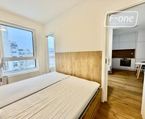 Moderný 2i byt s AC a šatníkom na Metodovej – Novostavba