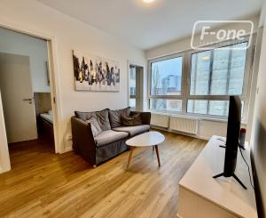 Moderný 2i byt s AC a šatníkom na Metodovej – Novostavba