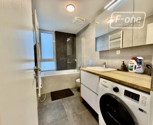 Moderný 2i byt s AC a šatníkom na Metodovej – Novostavba