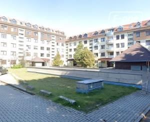 PREDAJ – samosatná gáráž, Mierová ul., Ružinov.