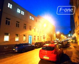 PRENÁJOM – Moderný 2i, byt, kompletne zariadený, Moskovská ul., BA.