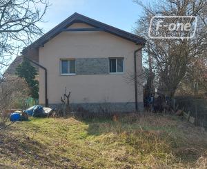 EXKLUZÍVNE, PREDAJ - 2i RD, ZP 89 m2, poz. 449 m2, Marhuľová ul.