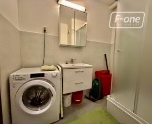 Šikovný 1i byt s balkónom v tichej časti Vrakune (30 m²)