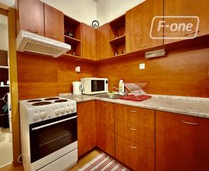 Moderný 2i byt s 3m stropmi a rekuperáciou v srdci Rače