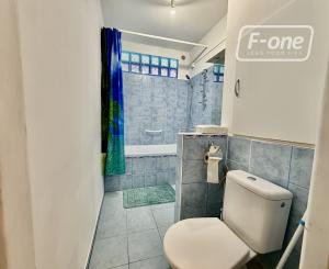 Priestranný 2i byt (56 m²) na prízemí v tichom Ružinove