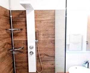 Bungalov, 4i, s krásnou a priestrannou záhradou, ostrov Vir.