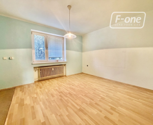 Nadštandardný 2i tehlový byt (69 m²) na rekonštrukciu