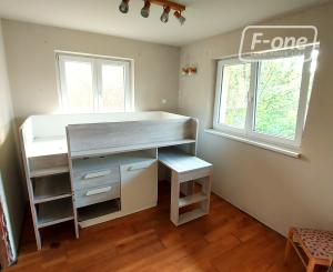 EXKLUZÍVNE, PREDAJ - 2i RD, ZP 89 m2, poz. 449 m2, Marhuľová ul.