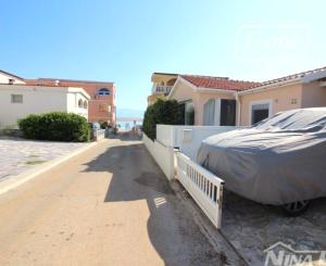 Bungalov, 5i, 94 m2, len 40 m od mora, ostrov Vir.