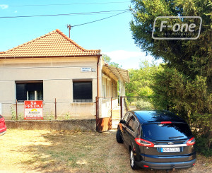 NA PREDAJ – 3i, 150 m2, poz. 1 239 m2, Moča, okr. Komárno.